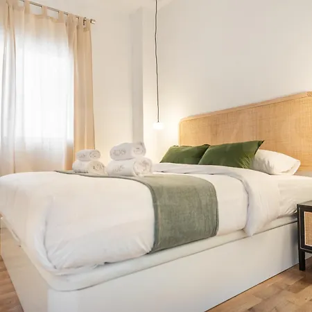 Exquisite And Charming Experience In Soho By Rems